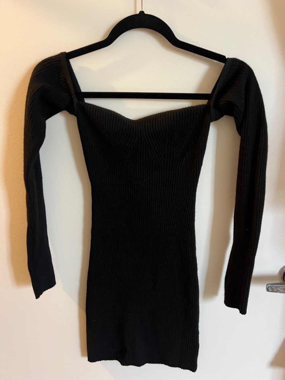 Reformation Black Off-Shoulder Ribbed Long Sleeve Dress size S